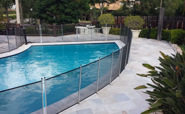 Protege Cercas para Piscina – cor preta