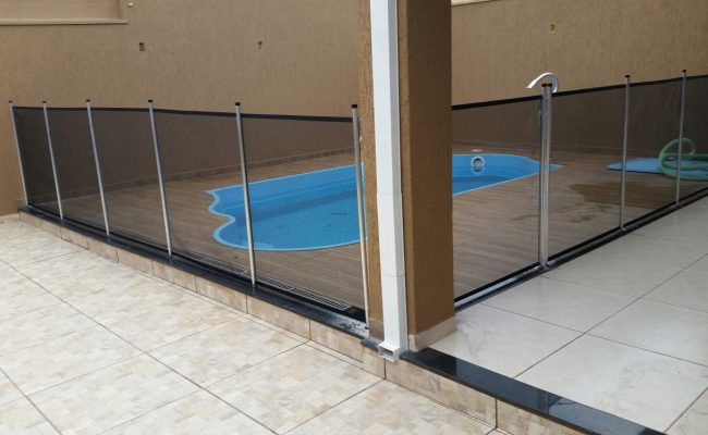 Protege Cercas para Piscina – cor preta